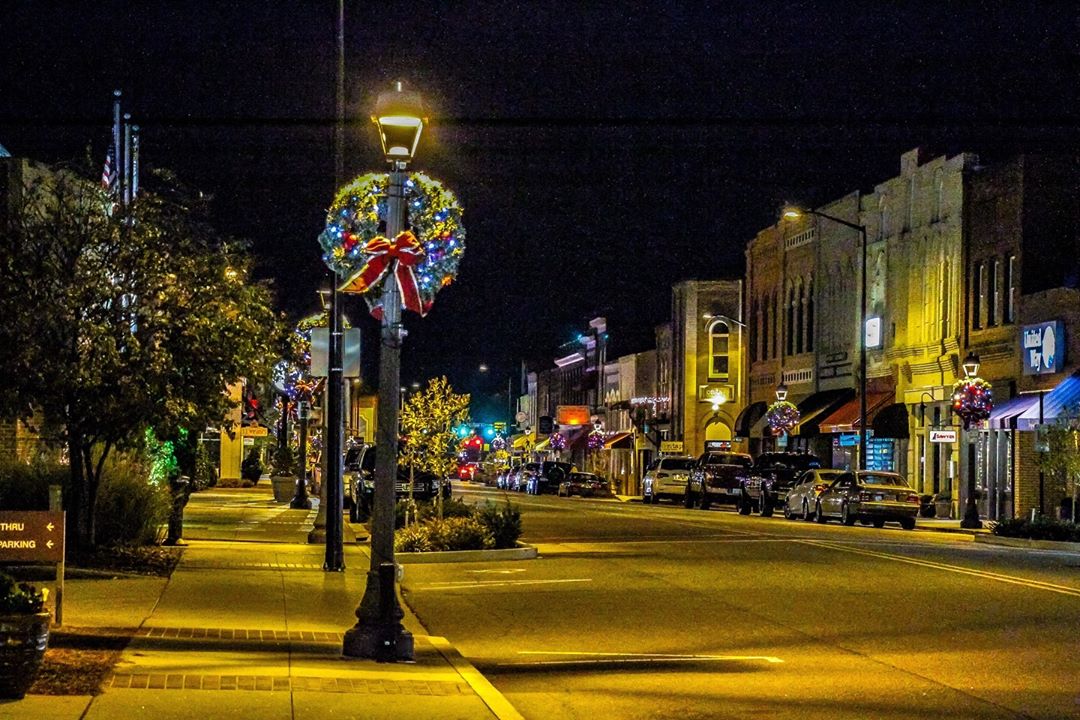 Downtown Christmas Mooresville Main Street
